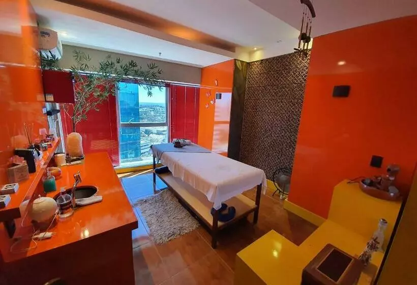 ホテル Vision Executivo Express, Shn