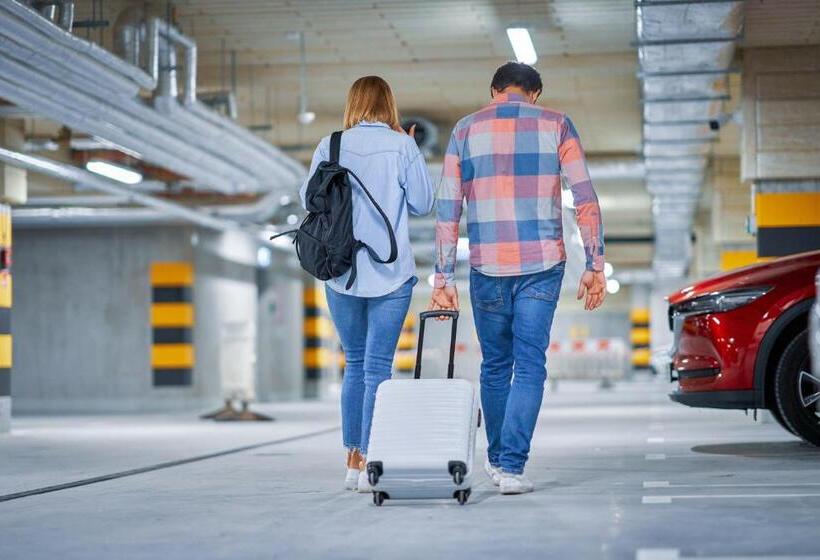 Los Angeles Premium Suites With Free Parking