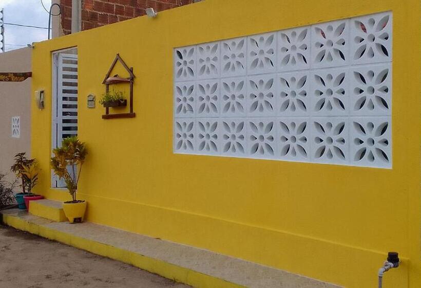 پانسیون Flores Do Riacho Suítes