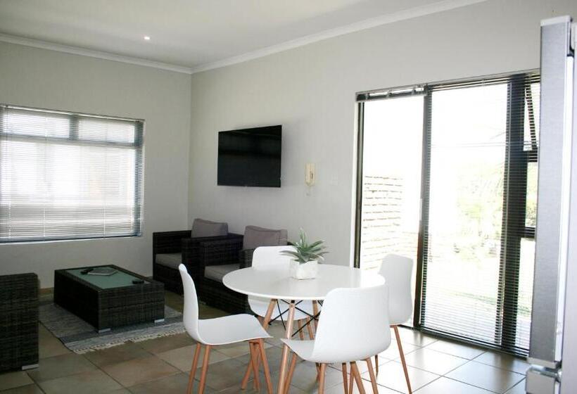 پانسیون Summit Place