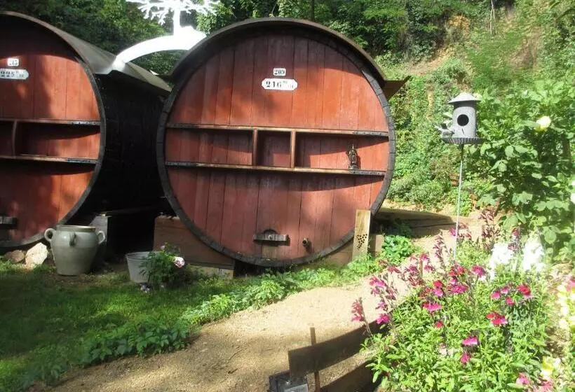 Aamiaismajoitus (B&B) Foudres Du Chêne Du Py