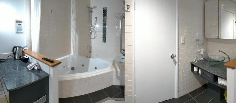 Dunsborough Apartments & Suites