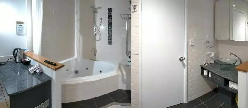 Dunsborough Apartments & Suites