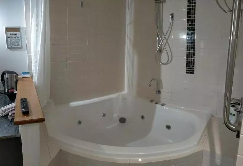 Dunsborough Apartments & Suites