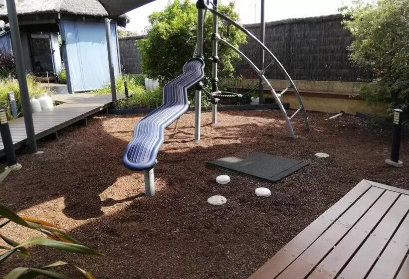 Dunsborough Apartments & Suites