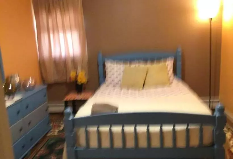پانسیون Beautiful Room Near Jfk And Close To Laguardia Airports