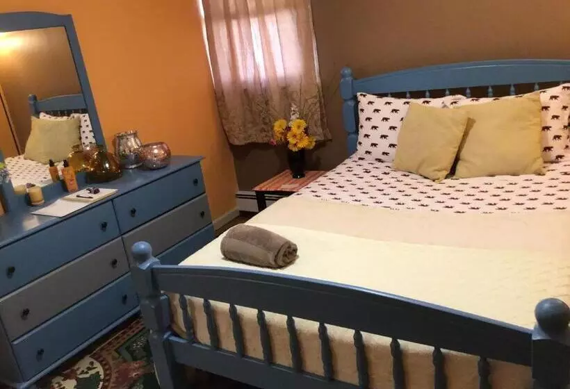 پانسیون Beautiful Room Near Jfk And Close To Laguardia Airports