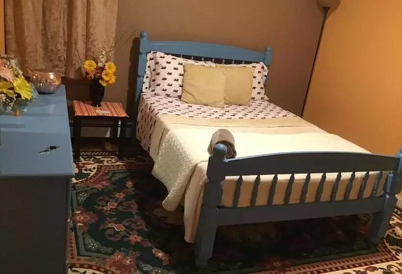 پانسیون Beautiful Room Near Jfk And Close To Laguardia Airports
