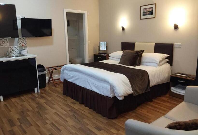 Pansiyon Windermere Studio Rooms With Free Car Parking Onsite