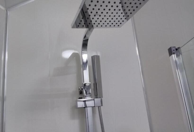 Pansiyon Windermere Studio Rooms With Free Car Parking Onsite