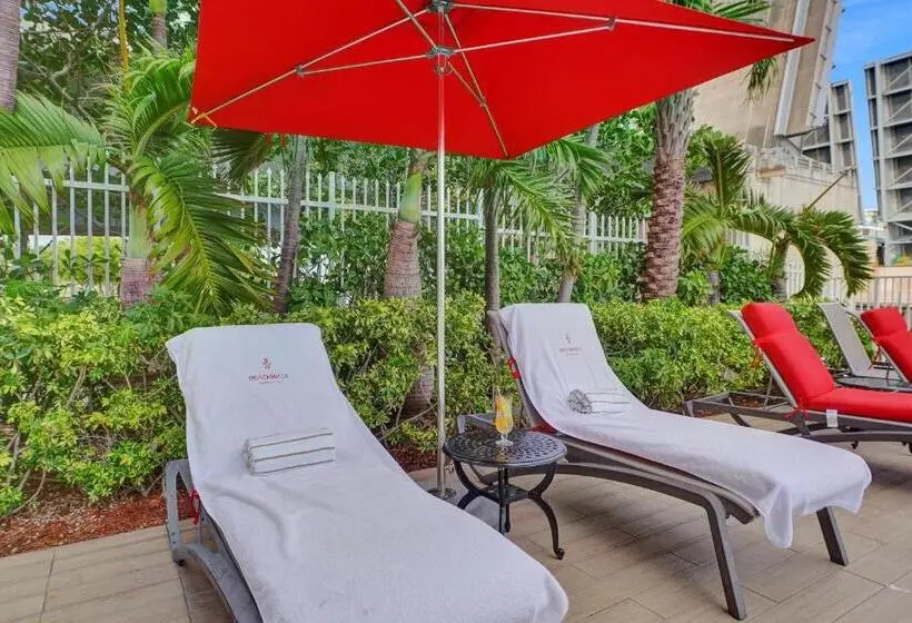 Beachwalk Resort