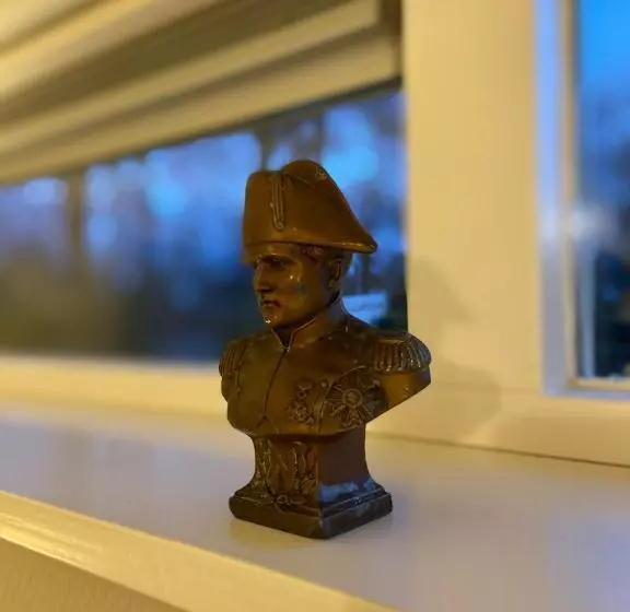 Aamiaismajoitus (B&B) De Vijverkamer     Privé Diner Op De Kamer Mogelijk!!