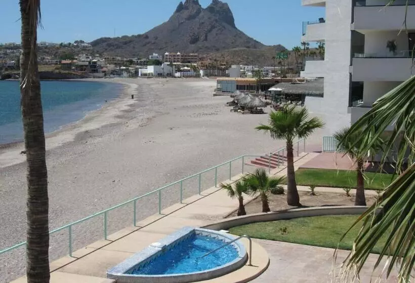 ホテル Condominios San Carlos