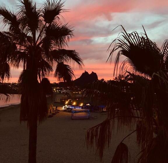 בית מלון כפרי Condominios San Carlos