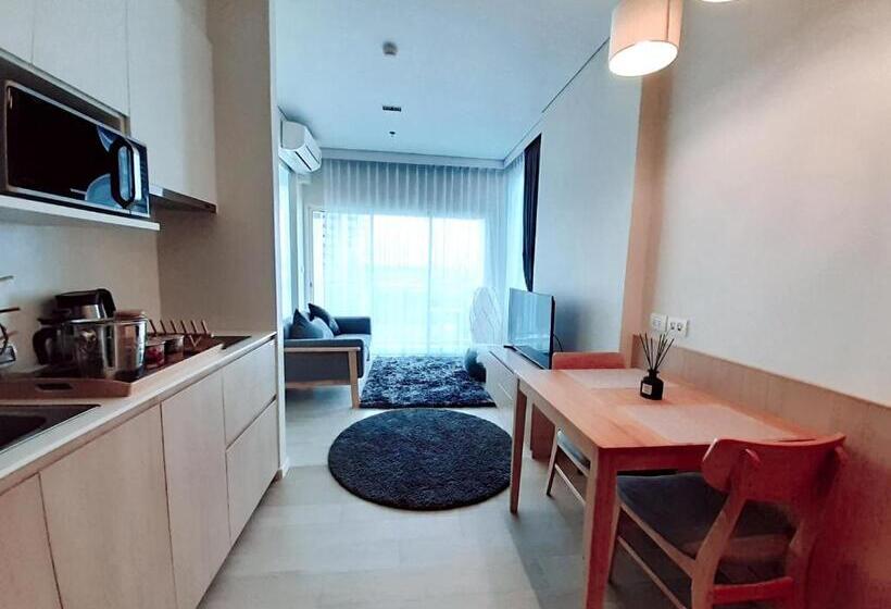 Hotel Veranda Residence Pattaya By Sea