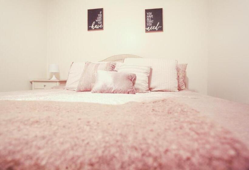 The Diamond At Kingston East