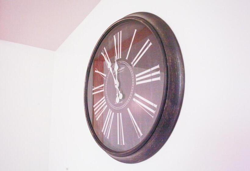 The Diamond At Kingston East