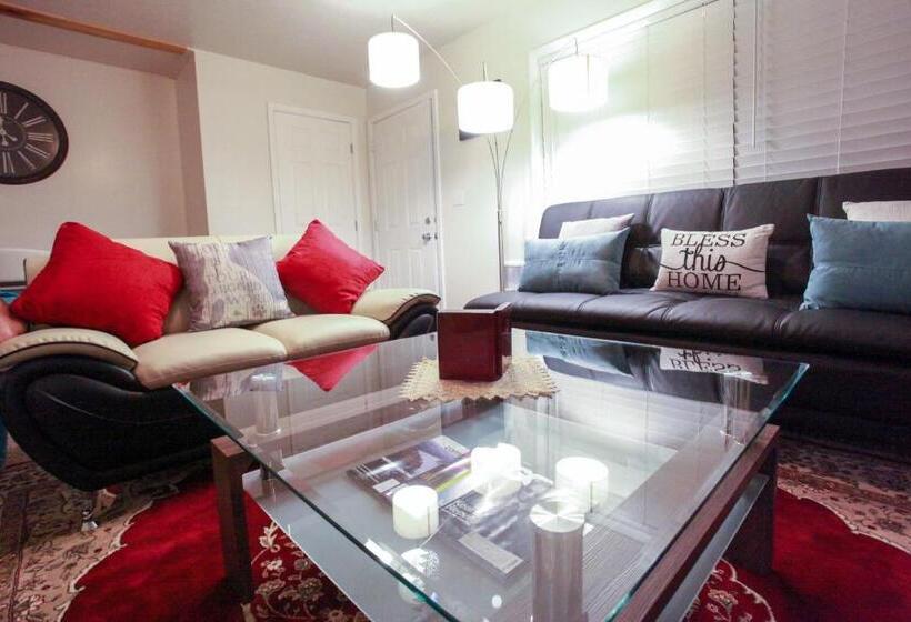 The Diamond At Kingston East