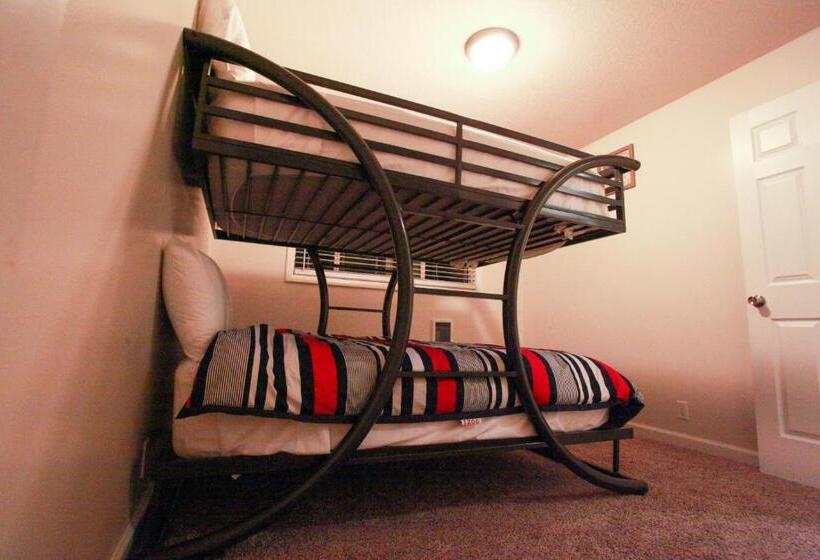 The Diamond At Kingston East