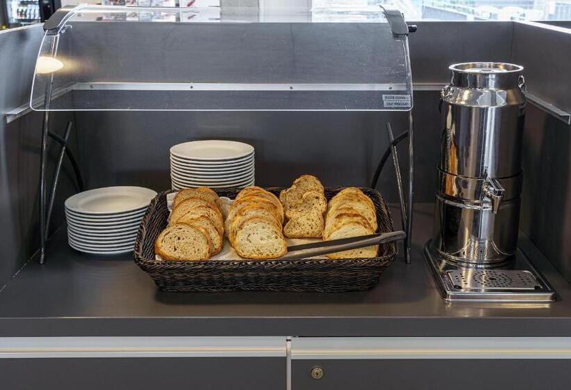 Backpackers Villa Sonnenhof   Hostel Interlaken