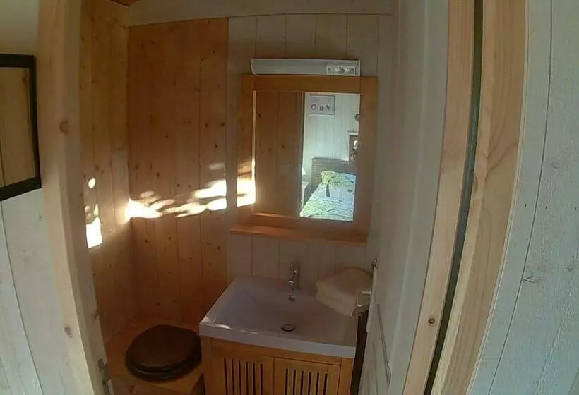 ベッドアンドブレックファースト Cabane Perchée Dans La Prairie De L Ancien Moulin