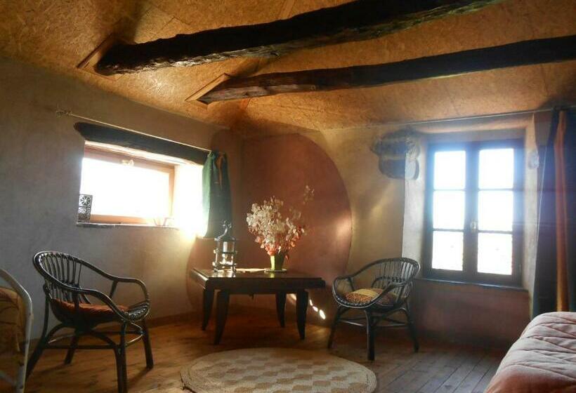 ベッドアンドブレックファースト Chambre D Hôtes Des Monts