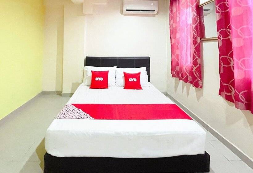 호텔 Oyo 90324 Muar Station