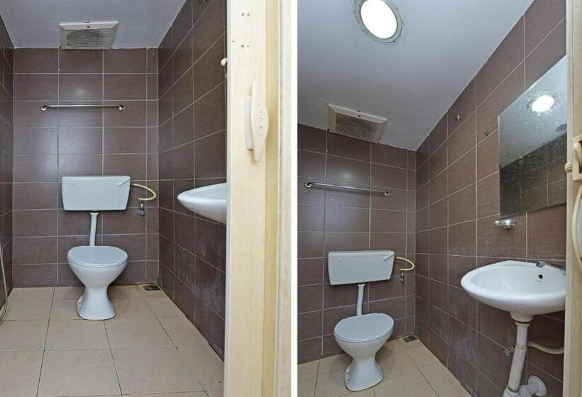 호텔 Oyo 90324 Muar Station