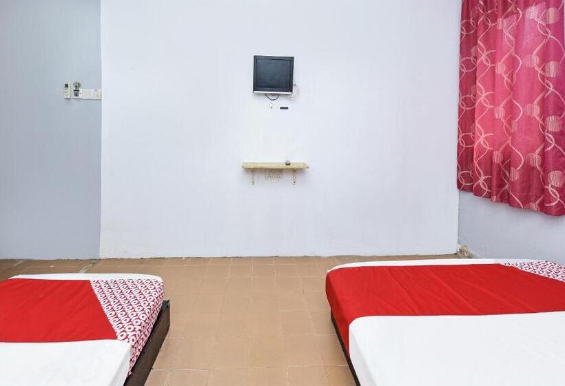 호텔 Oyo 90324 Muar Station