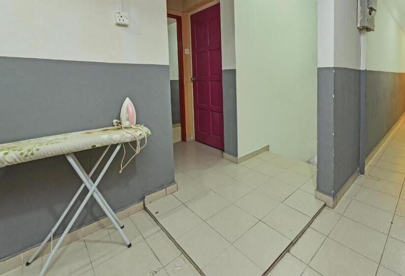 호텔 Oyo 90324 Muar Station