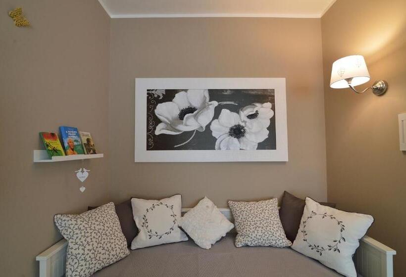 پانسیون Dimora Pascali Holiday    Rooms & Relax