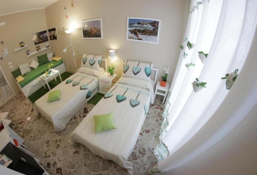 پانسیون Dimora Pascali Holiday    Rooms & Relax