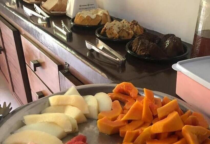 ユースホステル Pousada Sol E Mar