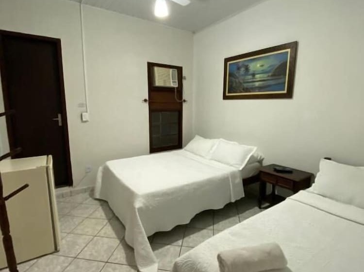 ユースホステル Pousada Sol E Mar