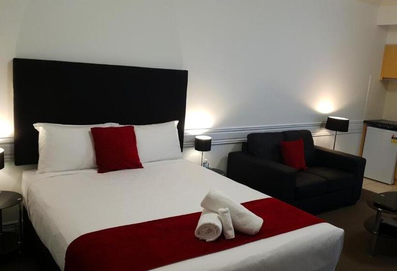 فندق Melbourne Kew Central Apartments Official