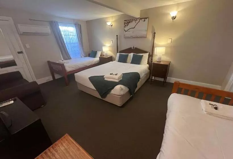 ホテル Settlers House York