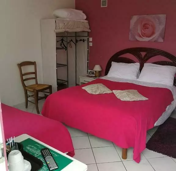 Majatalo Auberge Du Vieux Tour