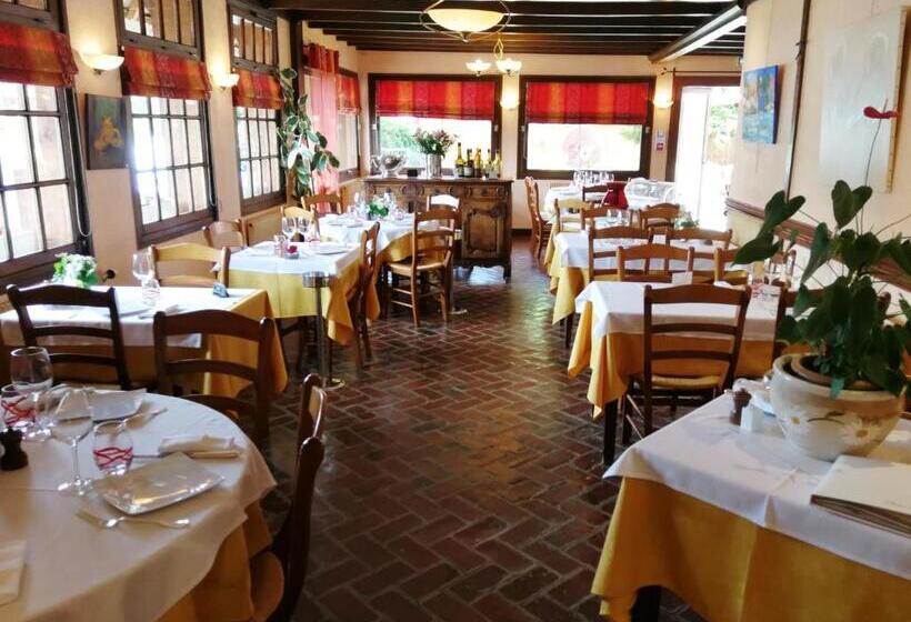 Пансион Auberge Du Vieux Tour