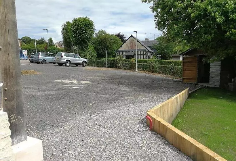 Majatalo Auberge Du Vieux Tour