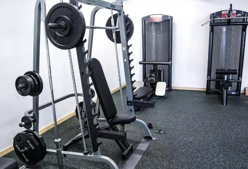 リゾートホテル Penzión Teniscentrum