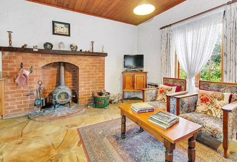 Blackwood Park Cottages