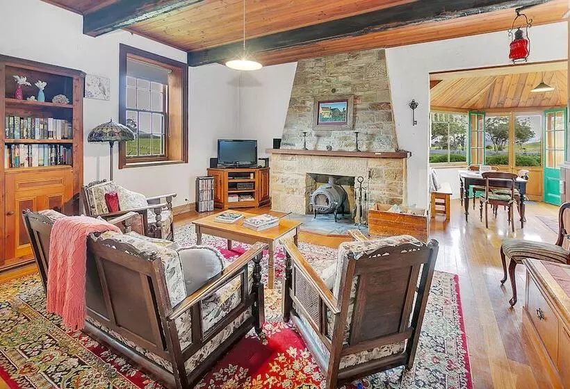 Blackwood Park Cottages