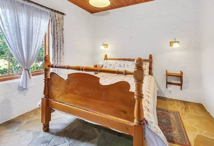 Blackwood Park Cottages