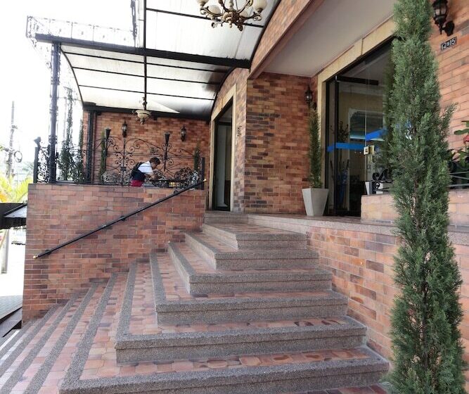 هتل Castilla Real