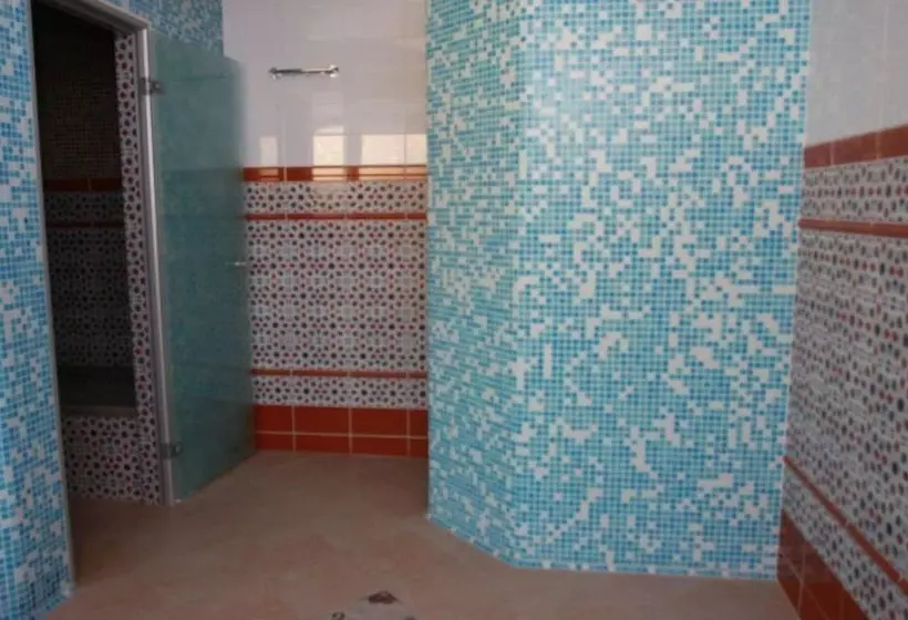 בית מלון כפרי Domino