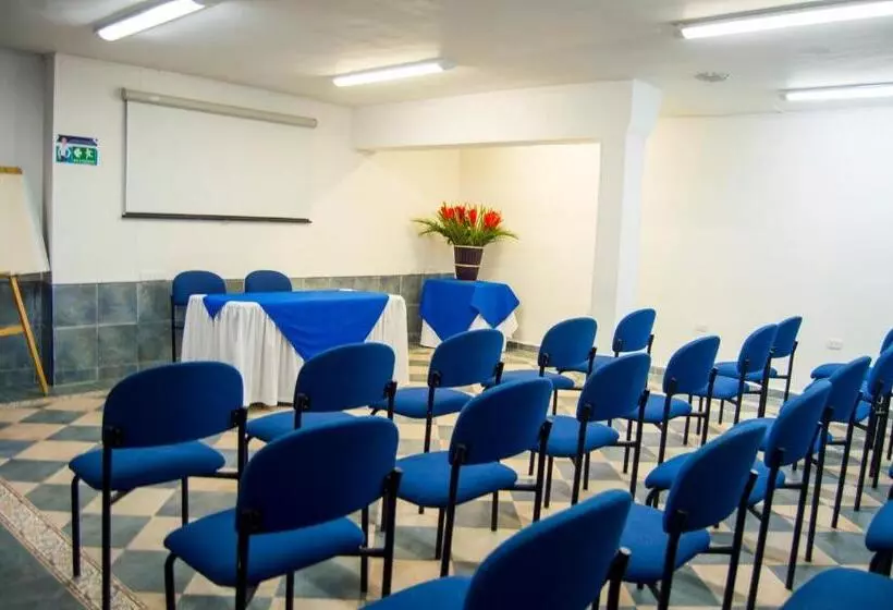 בית מלון כפרי Edmar