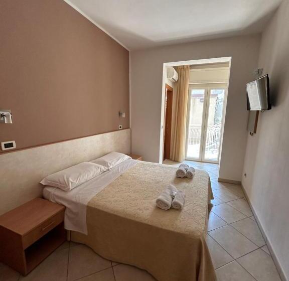 בית מלון כפרי Favorita