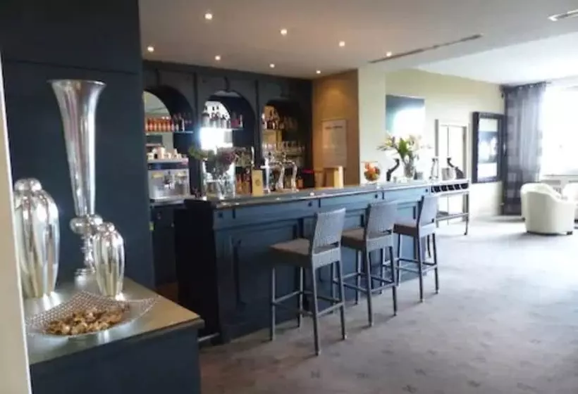 Hotel Le H Hôtel & Restaurant