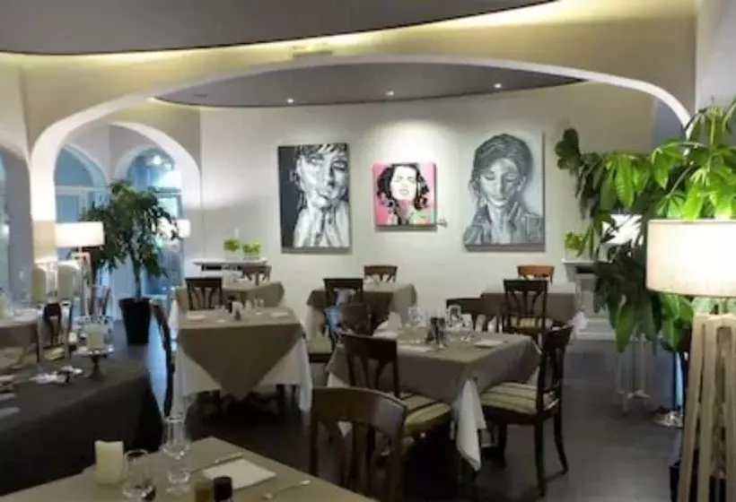 Hotel Le H Hôtel & Restaurant