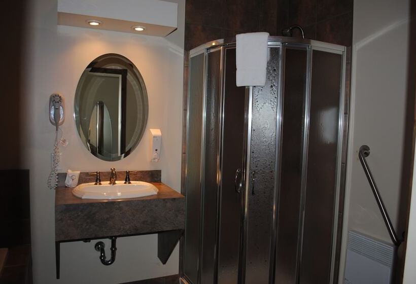 בית מלון כפרי Le Montagnard – Auberge/hôtel & Chalets